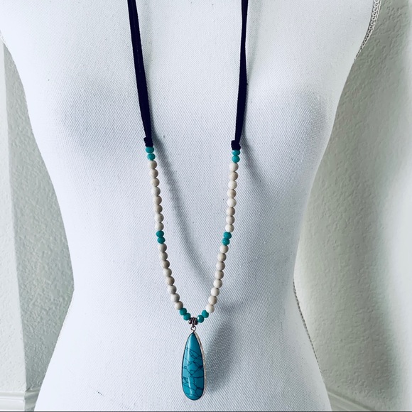 BOHEMIAN BLUE TEARDROP NECKLACE - Picture 6 of 7